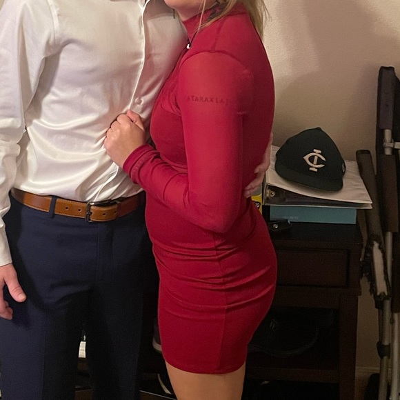 Dresses & Skirts - Red cocktail dress